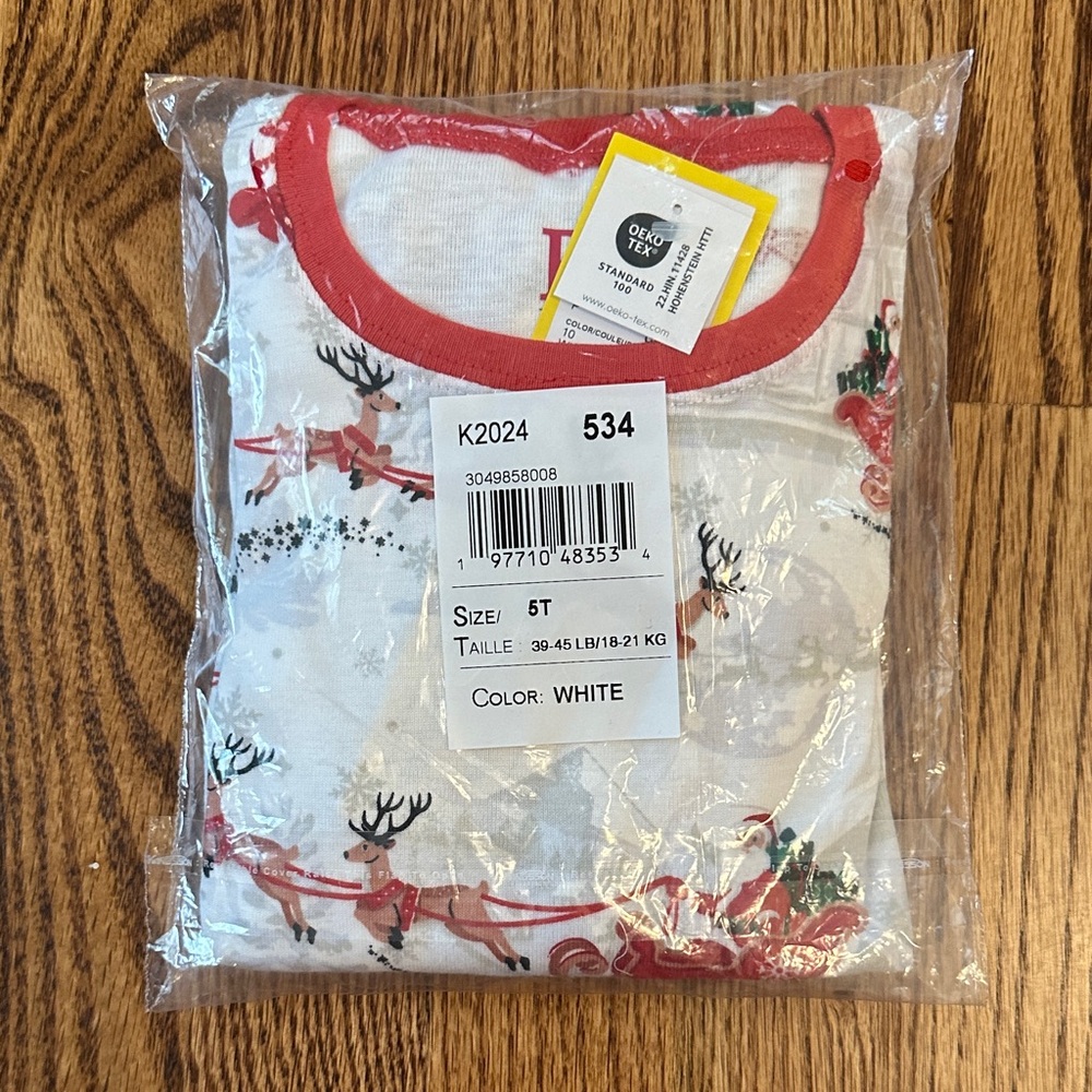 NIB Santa Sleigh 2-Piece PJ